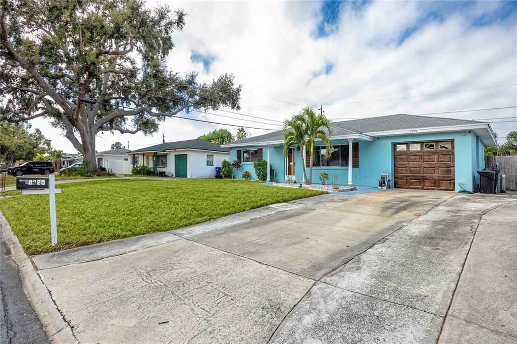 待售: $340,000 (2 贝兹, 1 浴室, 1096 平方英尺)