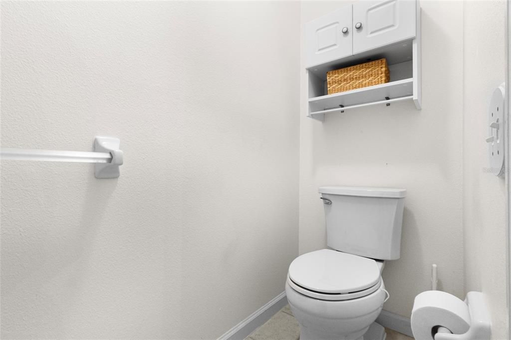 For Sale: $299,999 (3 beds, 2 baths, 1764 Square Feet)