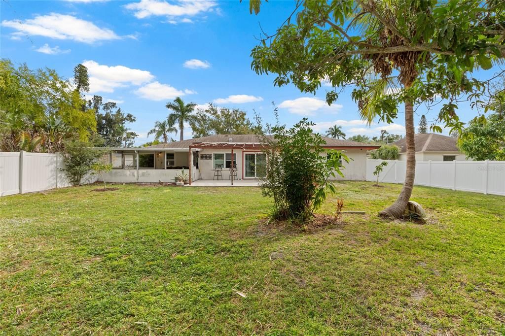 待售: $399,000 (3 贝兹, 2 浴室, 1870 平方英尺)