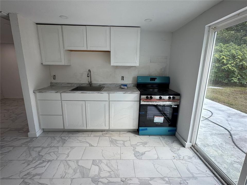 En Venta: $250,000 (2 camas, 1 baños, 972 Pies cuadrados)