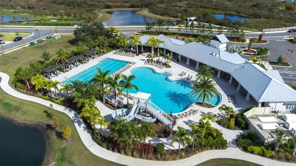 На продажу: $395,000 (4 спален, 2 ванн, 2035 Квадратных фут)