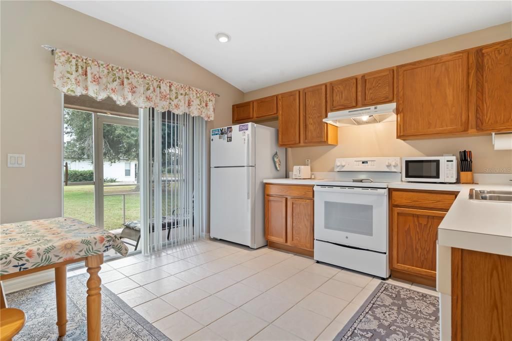 For Sale: $300,000 (3 beds, 2 baths, 1350 Square Feet)