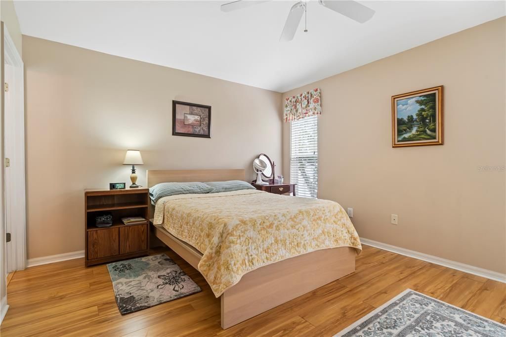 For Sale: $300,000 (3 beds, 2 baths, 1350 Square Feet)