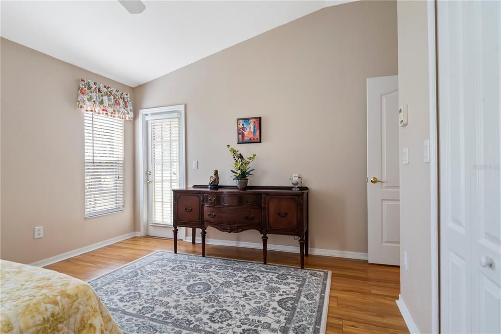 For Sale: $300,000 (3 beds, 2 baths, 1350 Square Feet)