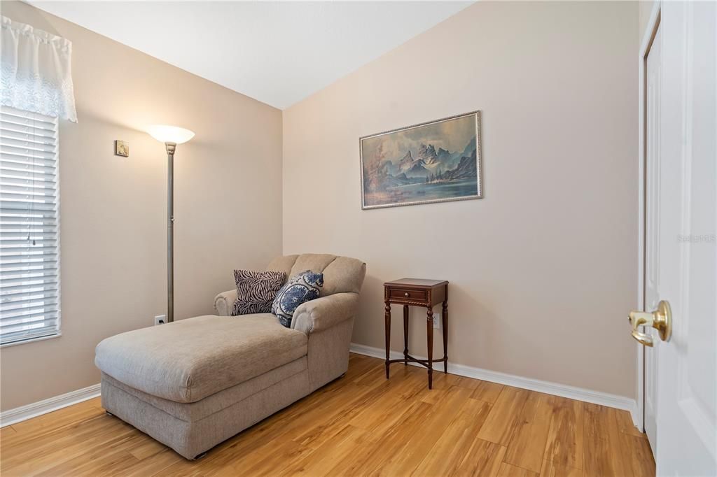 For Sale: $300,000 (3 beds, 2 baths, 1350 Square Feet)