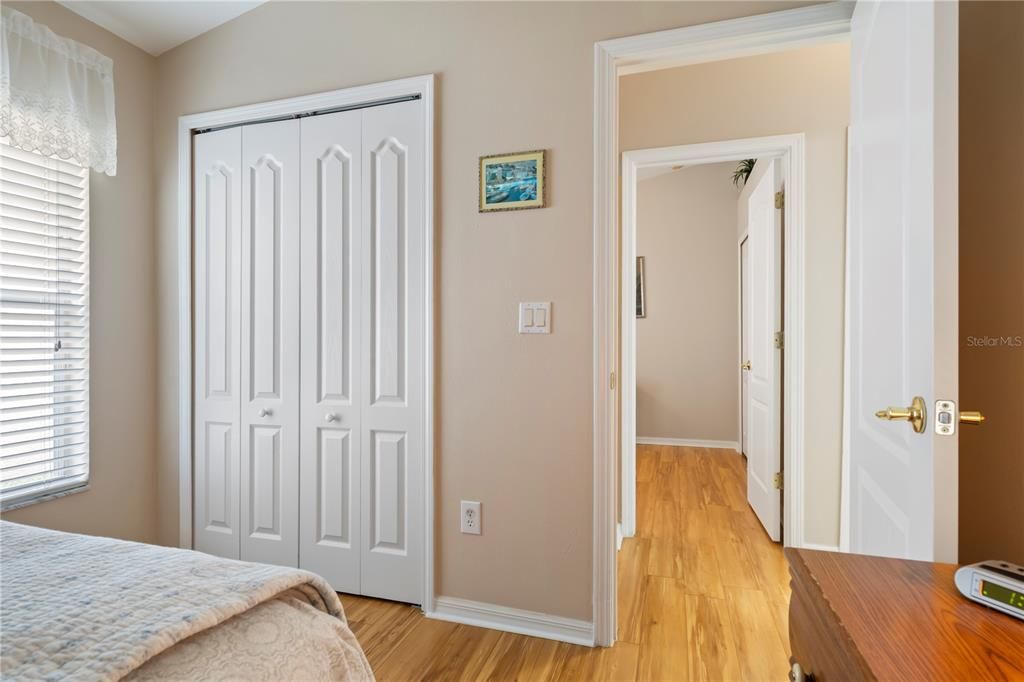 For Sale: $300,000 (3 beds, 2 baths, 1350 Square Feet)