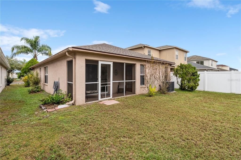 For Sale: $300,000 (3 beds, 2 baths, 1350 Square Feet)