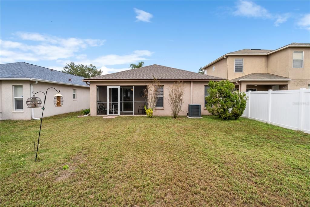 For Sale: $300,000 (3 beds, 2 baths, 1350 Square Feet)