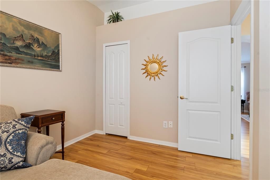 For Sale: $300,000 (3 beds, 2 baths, 1350 Square Feet)