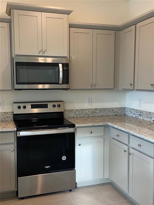 For Rent: $2,200 (3 beds, 2 baths, 1504 Square Feet)