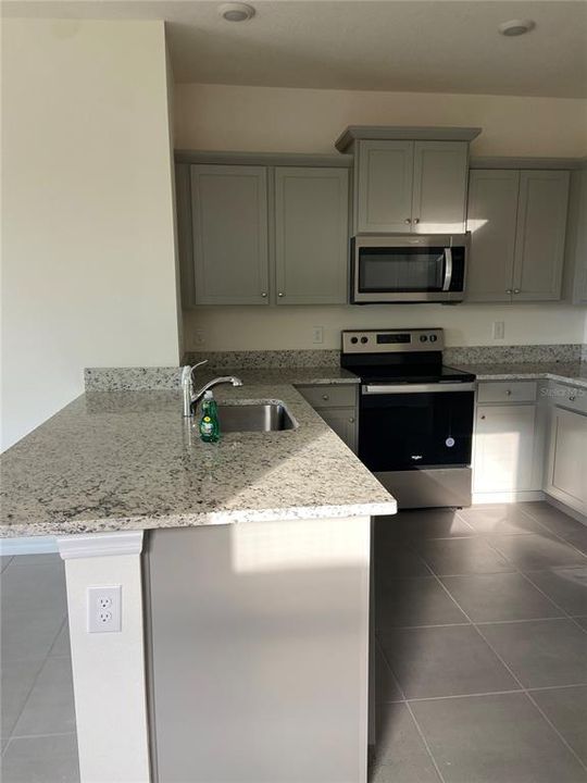 For Rent: $2,200 (3 beds, 2 baths, 1504 Square Feet)