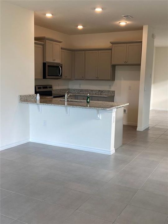 For Rent: $2,200 (3 beds, 2 baths, 1504 Square Feet)