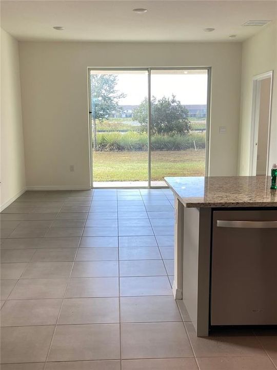 For Rent: $2,200 (3 beds, 2 baths, 1504 Square Feet)