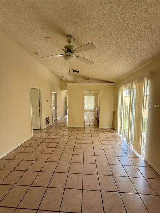 For Sale: $270,000 (3 beds, 2 baths, 1097 Square Feet)