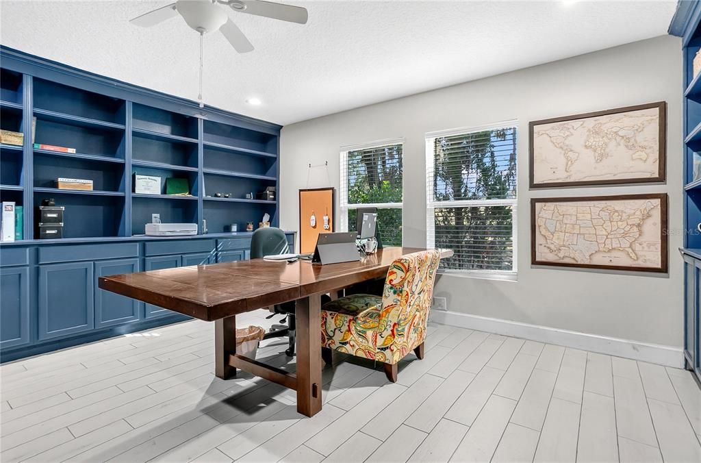 For Sale: $875,000 (4 beds, 3 baths, 2589 Square Feet)