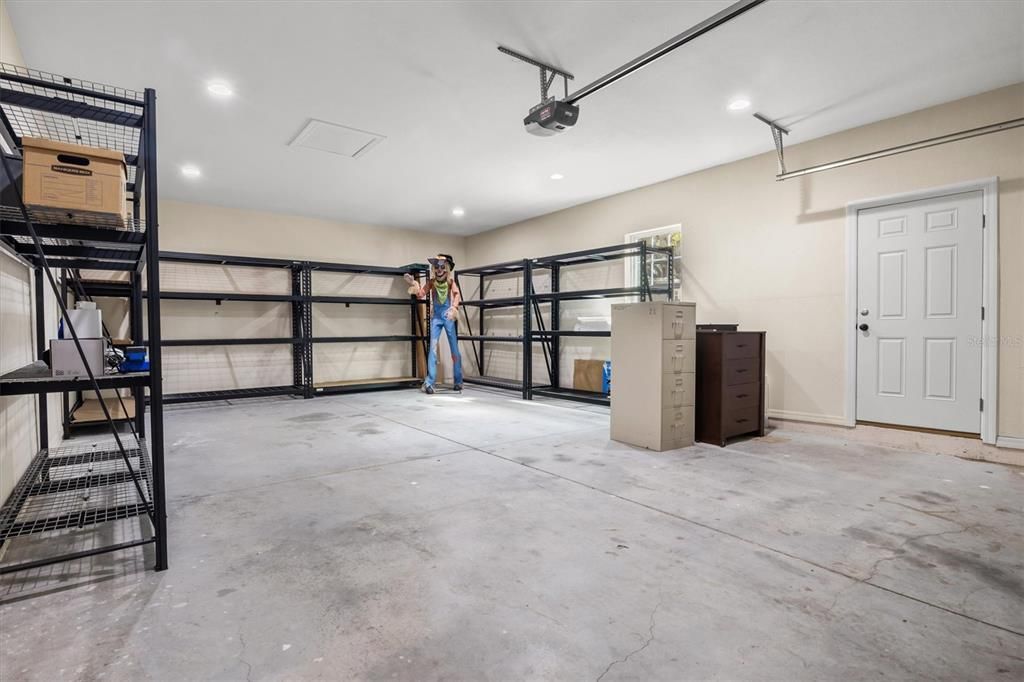 For Sale: $584,500 (3 beds, 4 baths, 1958 Square Feet)