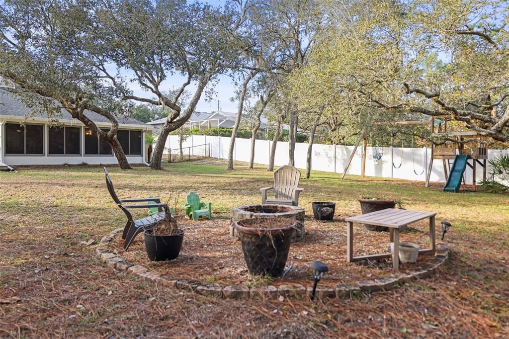 待售: $459,000 (4 贝兹, 2 浴室, 1917 平方英尺)