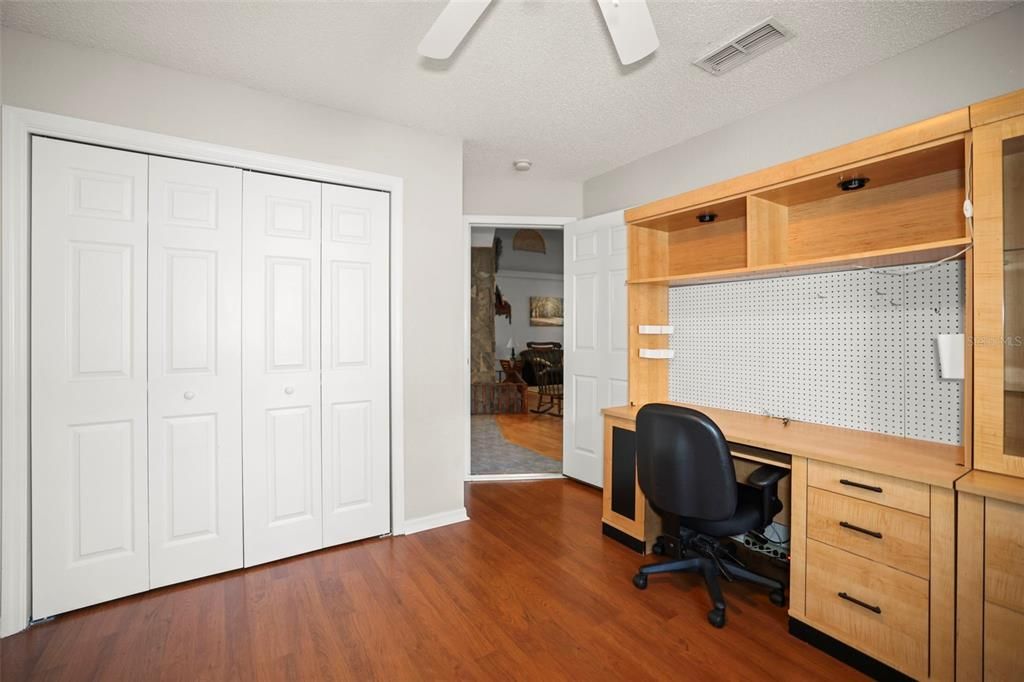 待售: $459,000 (4 贝兹, 2 浴室, 1917 平方英尺)