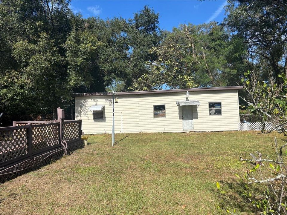 На продажу: $307,000 (2 спален, 1 ванн, 1486 Квадратных фут)