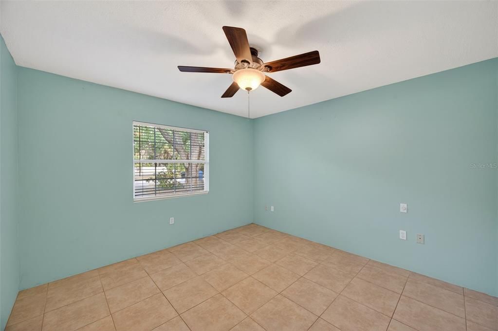 На продажу: $397,000 (3 спален, 1 ванн, 1290 Квадратных фут)