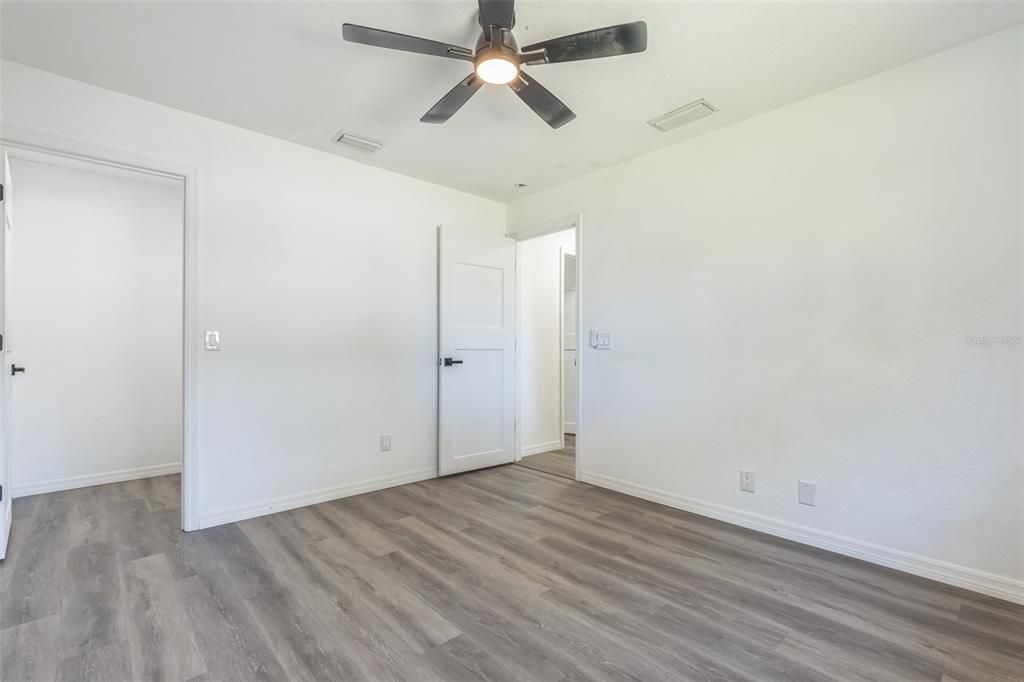 For Rent: $2,000 (3 beds, 2 baths, 1728 Square Feet)