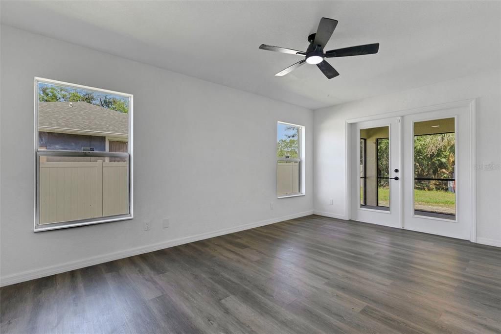 For Rent: $2,000 (3 beds, 2 baths, 1728 Square Feet)