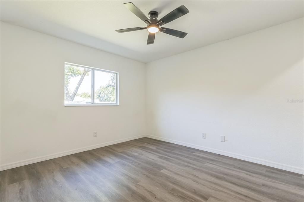 For Rent: $2,000 (3 beds, 2 baths, 1728 Square Feet)