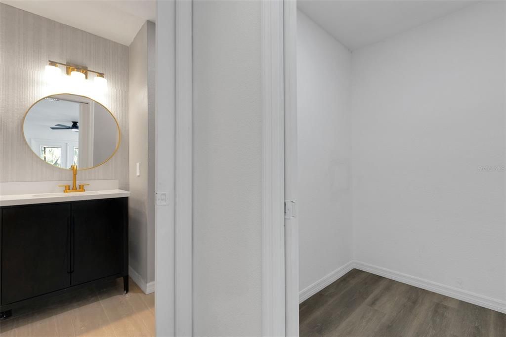 For Rent: $2,000 (3 beds, 2 baths, 1728 Square Feet)