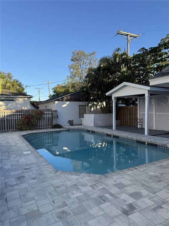 For Sale: $1,624,000 (4 beds, 2 baths, 2660 Square Feet)