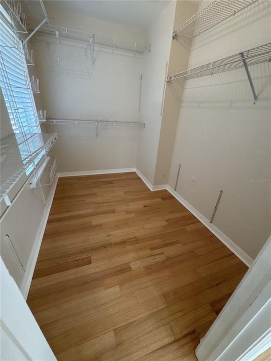 For Sale: $1,624,000 (4 beds, 2 baths, 2660 Square Feet)