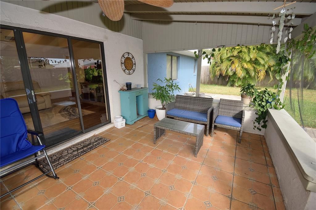 待售: $321,000 (3 贝兹, 2 浴室, 1335 平方英尺)