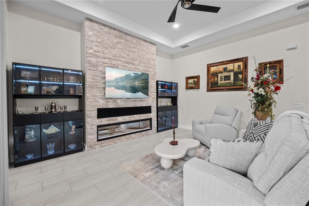 For Sale: $865,000 (4 beds, 3 baths, 2714 Square Feet)