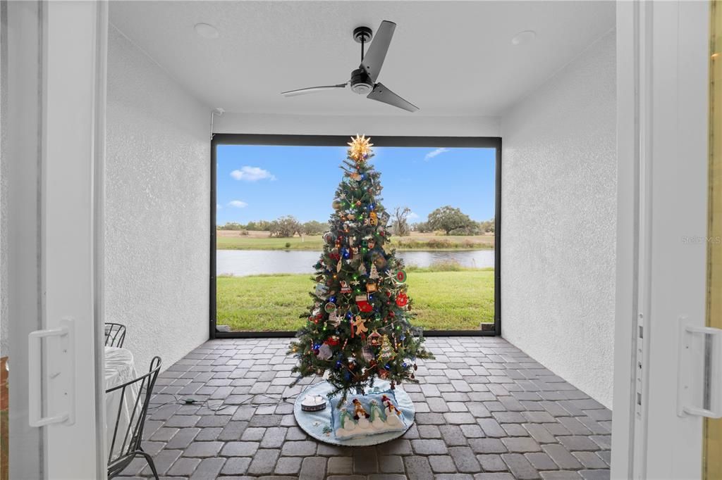 For Sale: $865,000 (4 beds, 3 baths, 2714 Square Feet)