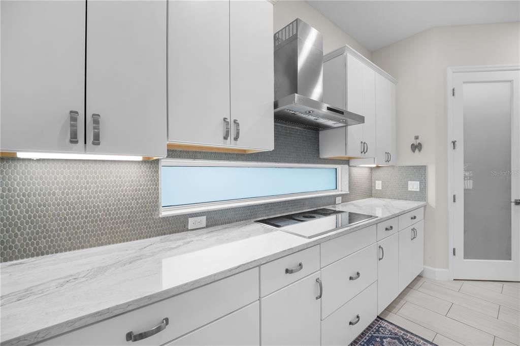 For Sale: $865,000 (4 beds, 3 baths, 2714 Square Feet)