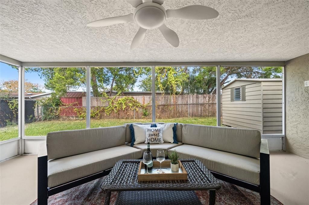 待售: $259,000 (2 贝兹, 2 浴室, 1064 平方英尺)