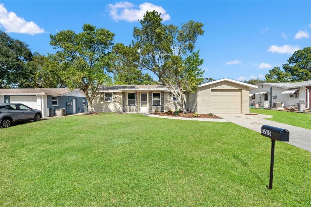 待售: $259,000 (2 贝兹, 2 浴室, 1064 平方英尺)