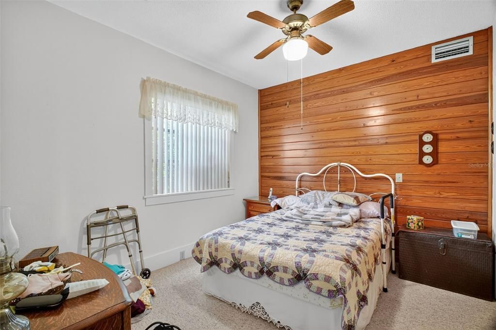 For Sale: $230,000 (2 beds, 3 baths, 1229 Square Feet)