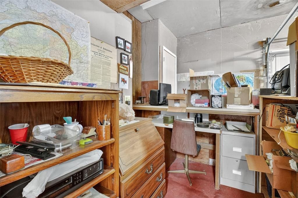 For Sale: $230,000 (2 beds, 3 baths, 1229 Square Feet)