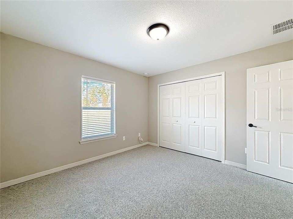 待售: $229,500 (3 贝兹, 2 浴室, 1332 平方英尺)