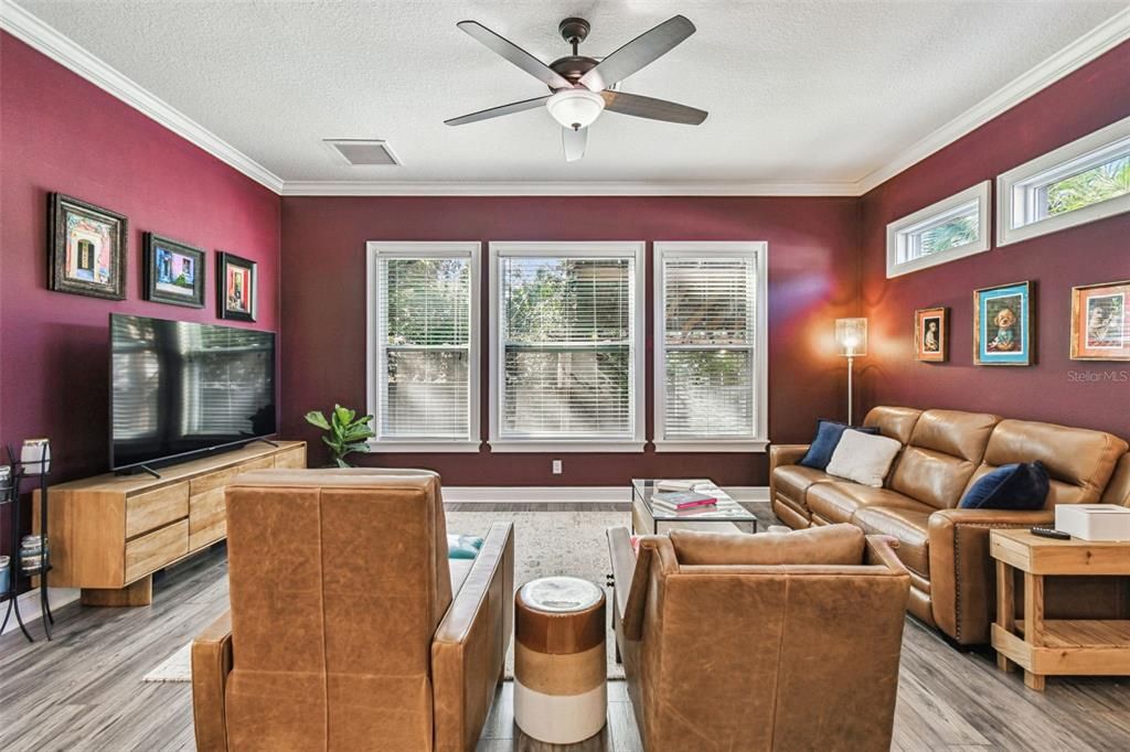 待售: $975,000 (4 贝兹, 3 浴室, 2890 平方英尺)