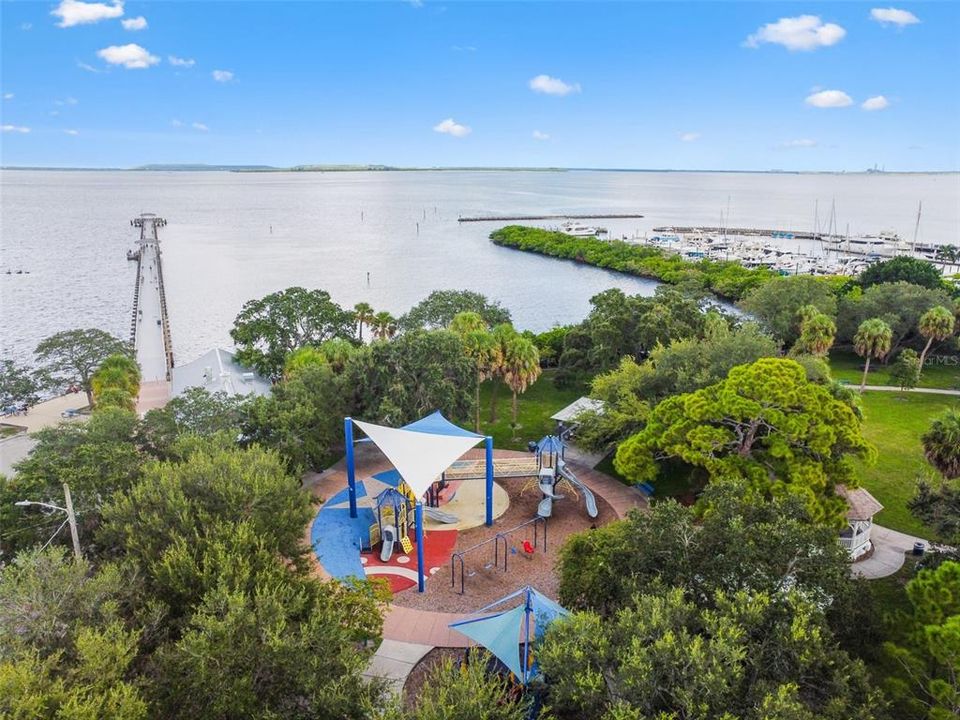 待售: $975,000 (4 贝兹, 3 浴室, 2890 平方英尺)