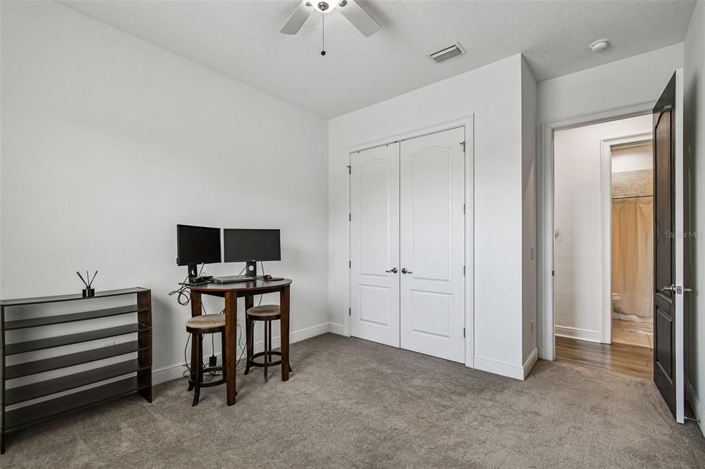 待售: $975,000 (4 贝兹, 3 浴室, 2890 平方英尺)