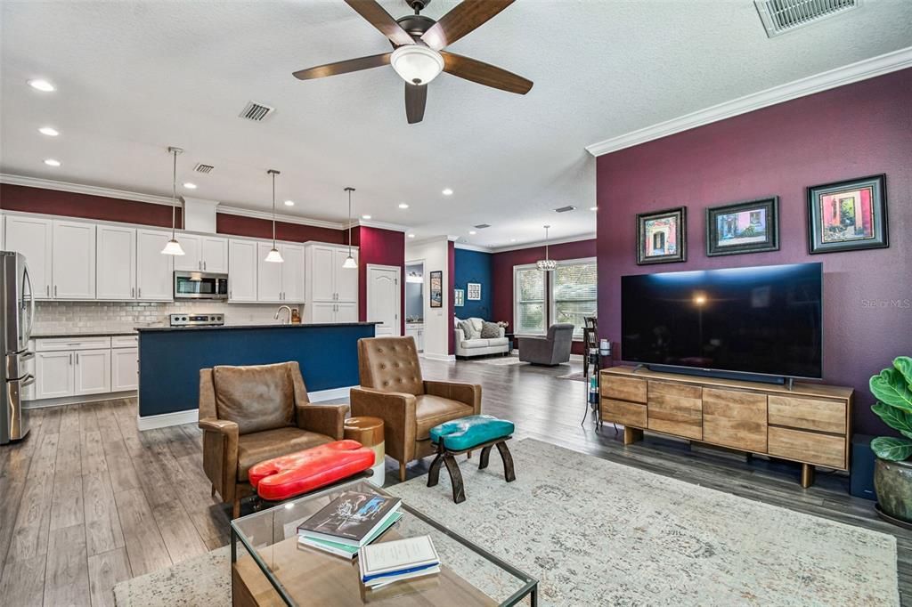 待售: $975,000 (4 贝兹, 3 浴室, 2890 平方英尺)