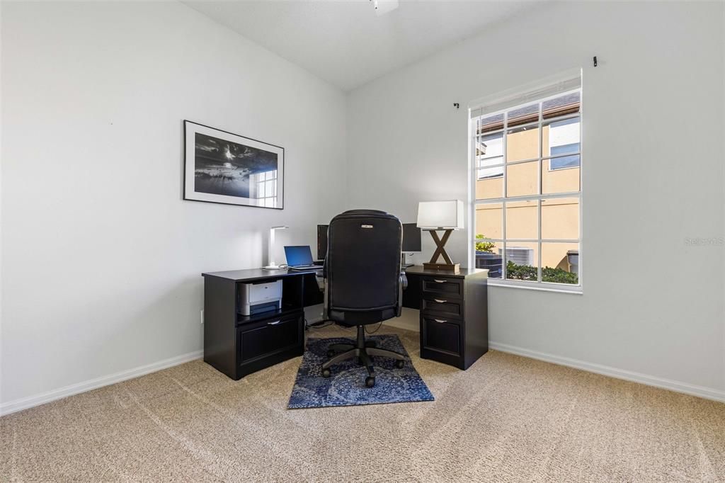 For Sale: $499,950 (4 beds, 2 baths, 2094 Square Feet)