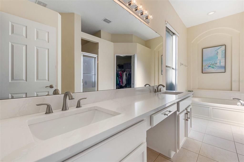 For Sale: $499,950 (4 beds, 2 baths, 2094 Square Feet)