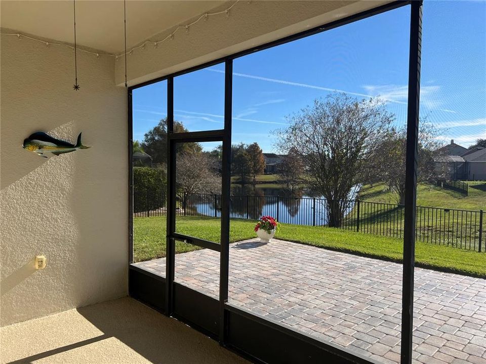 For Sale: $499,950 (4 beds, 2 baths, 2094 Square Feet)