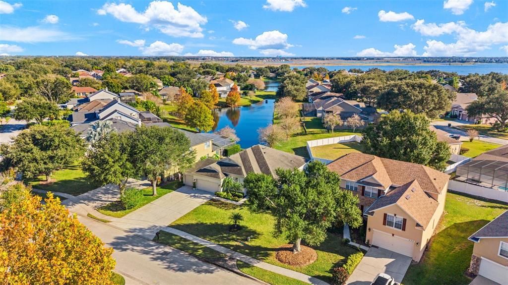 For Sale: $499,950 (4 beds, 2 baths, 2094 Square Feet)