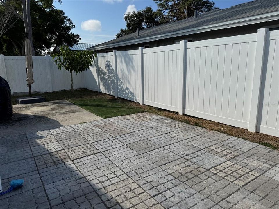 На продажу: $385,997 (3 спален, 2 ванн, 1374 Квадратных фут)