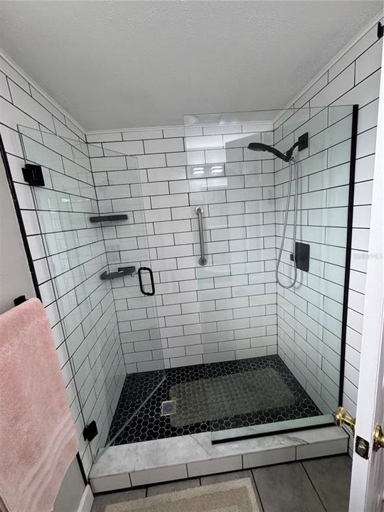 На продажу: $385,997 (3 спален, 2 ванн, 1374 Квадратных фут)