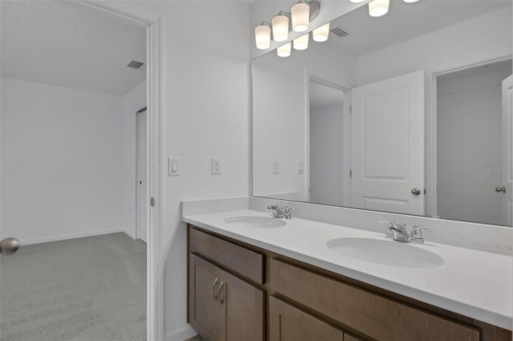 Active With Contract: $388,159 (4 beds, 3 baths, 2531 Square Feet)